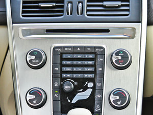 2012款3.0T T6 AWD个性运动版 音响调节