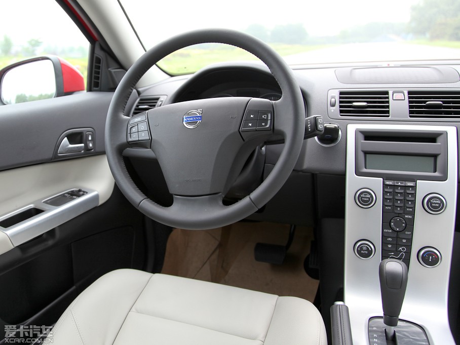 2012֠C30 2.0L Aktiv ń(dng)xb