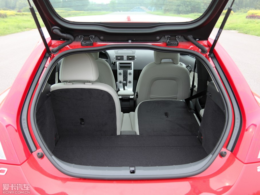 2012֠C30 2.0L Aktiv ń(dng)xb