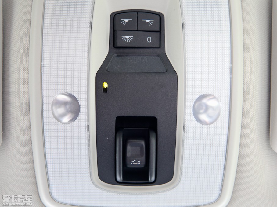 2012֠C30 2.0L Aktiv ń(dng)xb