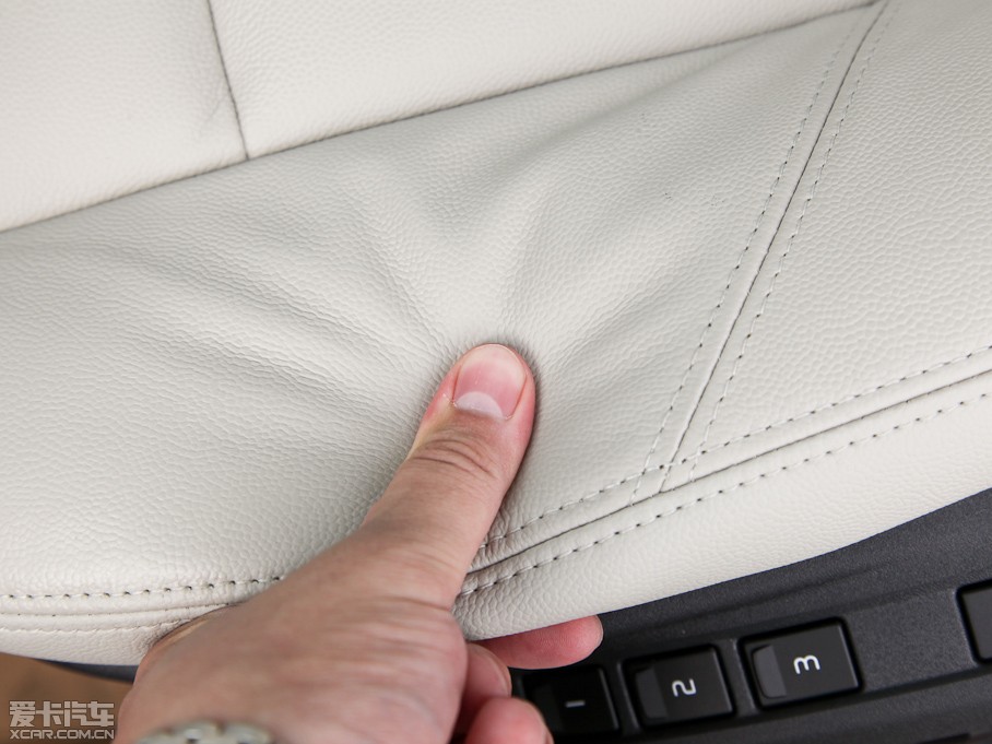 2012֠C30 2.0L Aktiv ńxb