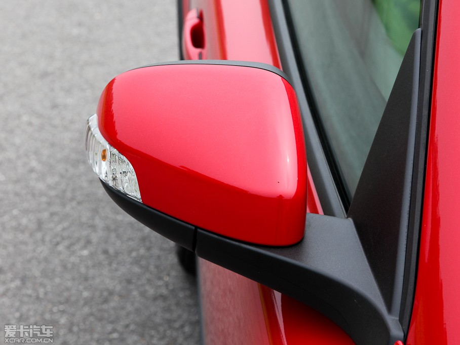 2012֠C30 2.0L Aktiv ńxb