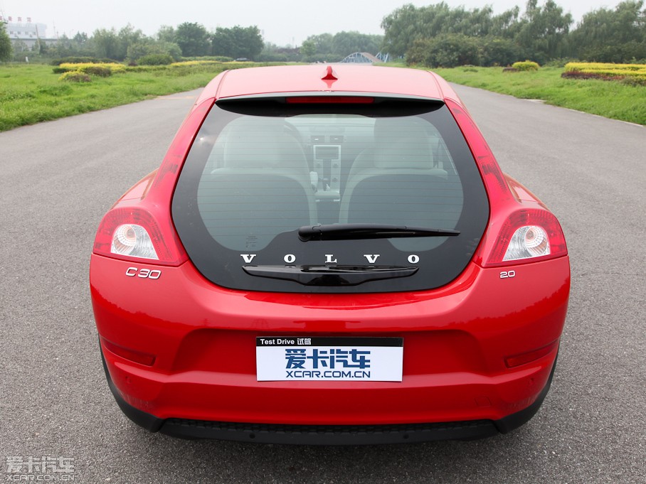 2012֠C30 2.0L Aktiv ńxb