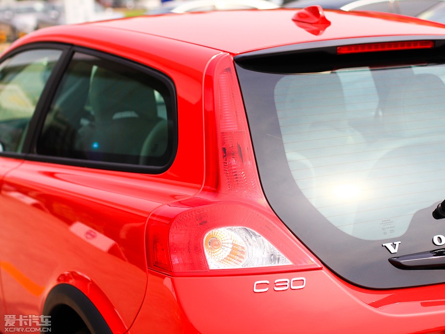 2012֠C30 2.0L Aktiv ńxb