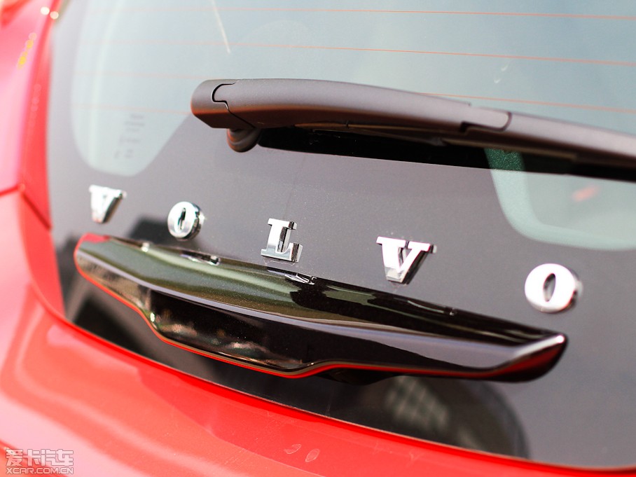 2012֠C30 2.0L Aktiv ńxb