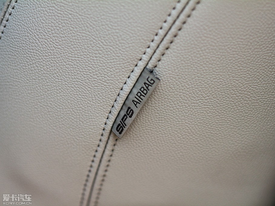 2012֠C30 2.0L Aktiv ńxb