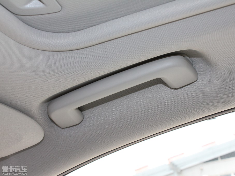 2012֠C30 2.0L Aktiv ńxb