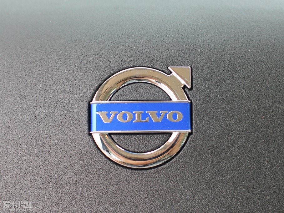 2012֠C30 2.0L Aktiv ńxb