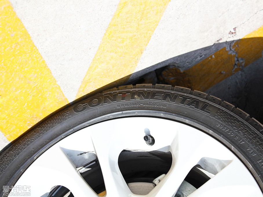 2012֠C30 2.0L Aktiv ńxb