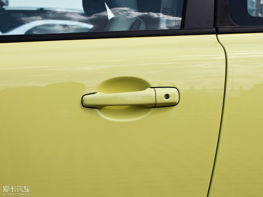 2012֠C30 2.0L Aktiv ńxb