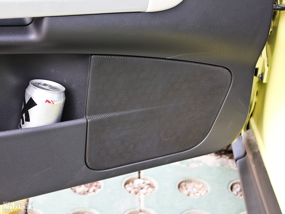 2012֠C30 2.0L Aktiv ńxb