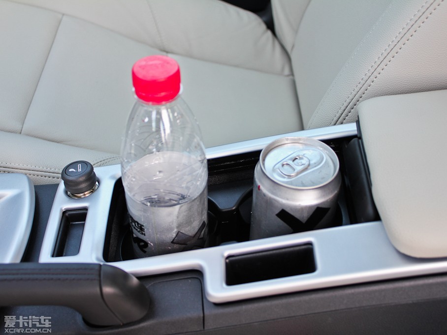 2012֠C30 2.0L Aktiv ńxb