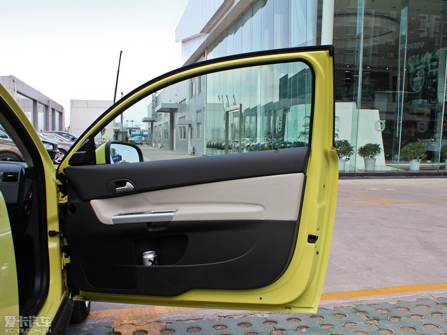 2012֠C30 2.0L Aktiv ń(dng)xb