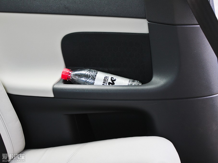 2012֠C30 2.0L Aktiv ńxb