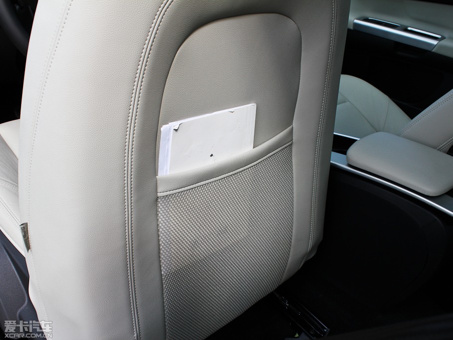 2012֠C30 2.0L Aktiv ńxb