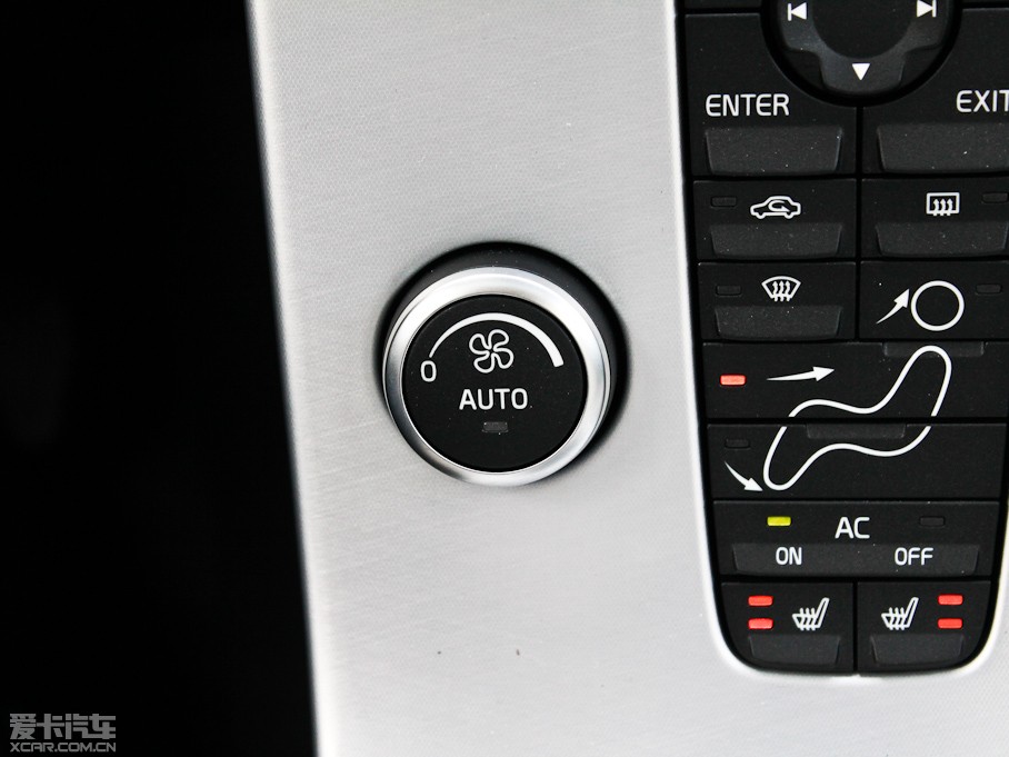 2012֠C30 2.0L Aktiv ńxb