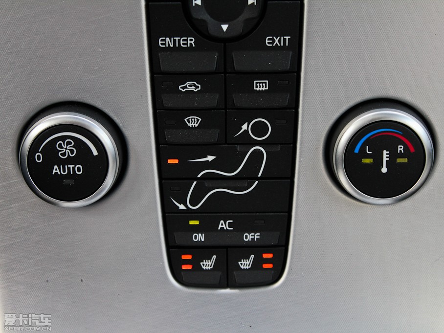 2012֠C30 2.0L Aktiv ńxb