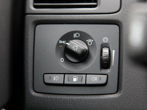 20122.0L Aktiv ńxb п؅^