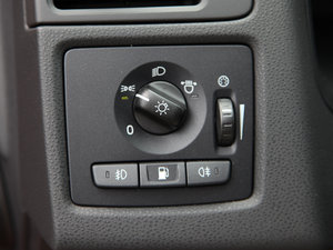 20122.0L Aktiv ńxb п؅^