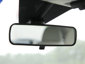 20122.0L Aktiv ńxb g