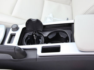 20122.0L Aktiv ńxb g