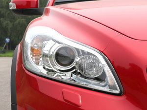 20122.0L Aktiv ńxb ^