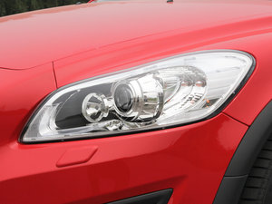 20122.0L Aktiv ńxb ^