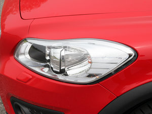 20122.0L Aktiv ńxb ^