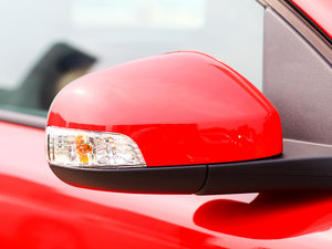 20122.0L Aktiv ńxb ^