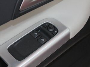 20122.0L Aktiv ń(dng)xb g