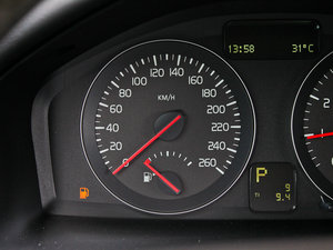 20122.0L Aktiv ńxb п؅^