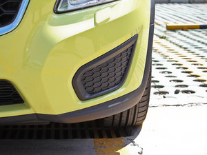 20122.0L Aktiv ńxb ^