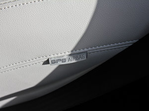 20122.0L Aktiv ńxb g