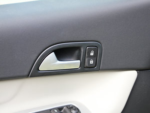 20122.0L Aktiv ńxb g