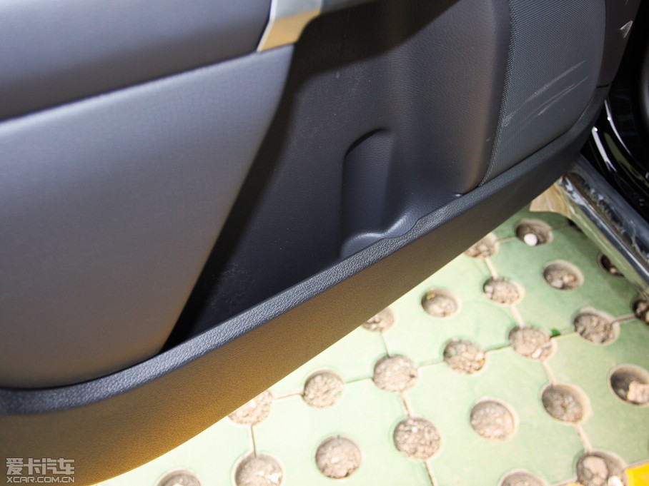 2012���֠���XC90 2.5T ���W���A��