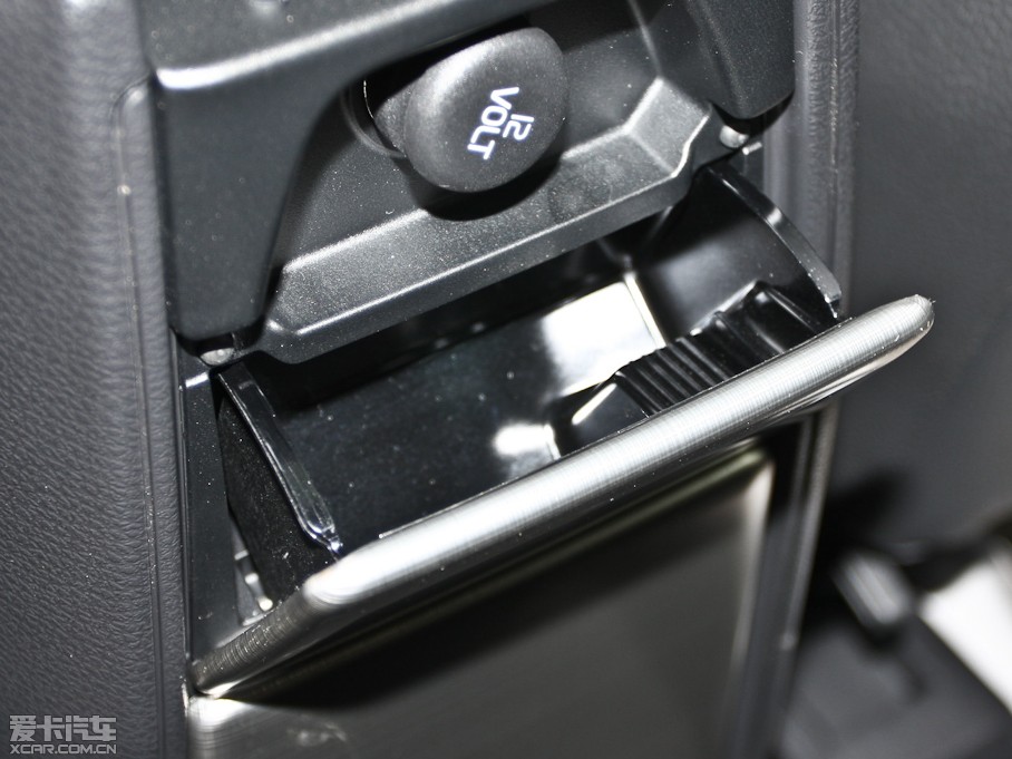 2012���֠���XC90 2.5T ���W���A��