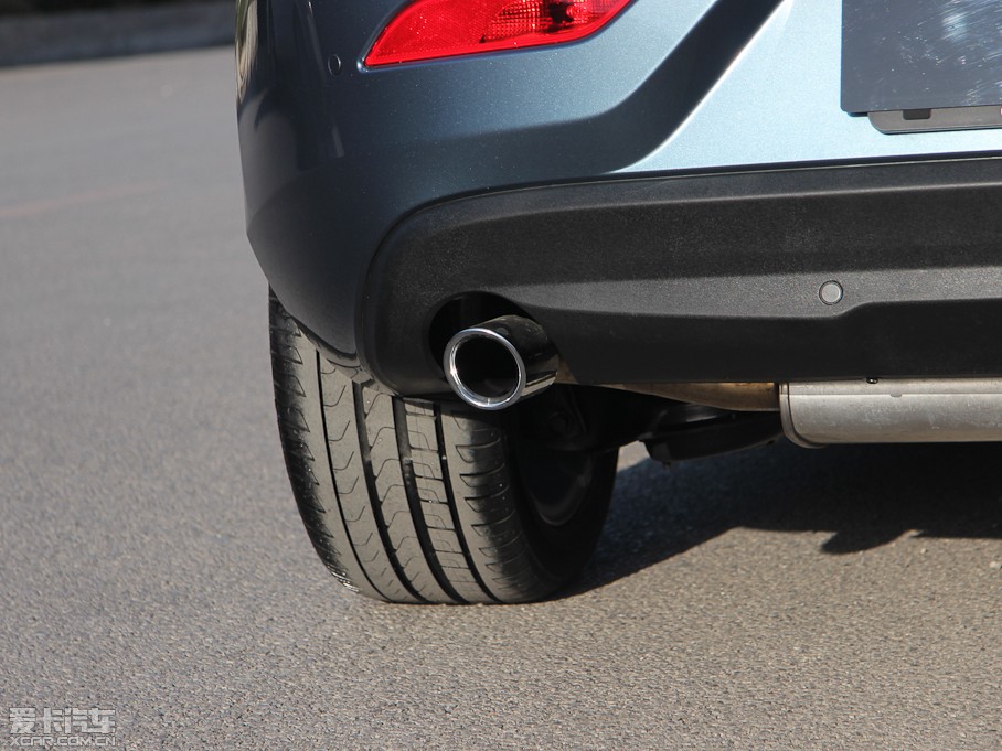 2013���֠���V40 2.0T ���Ű�