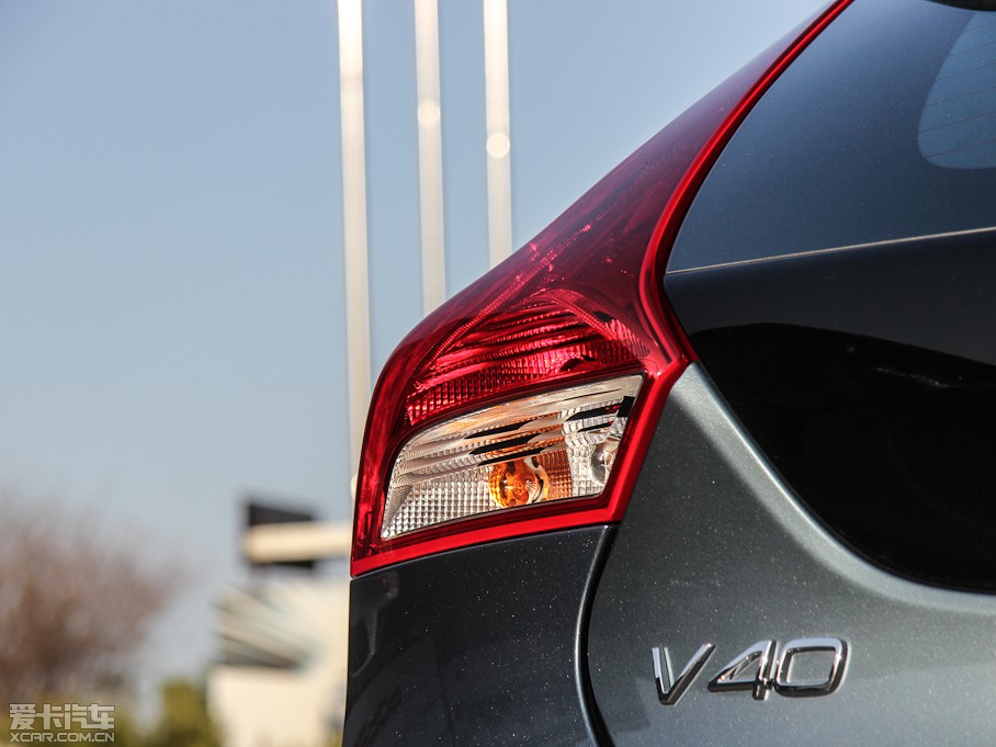 2013���֠���V40 2.0T ���Ű�