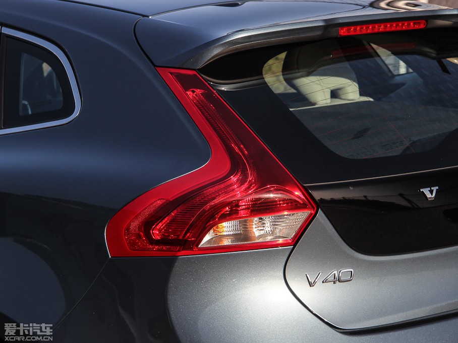 2013���֠���V40 2.0T ���Ű�