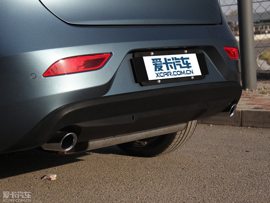 2013���֠���V40 2.0T ���Ű�