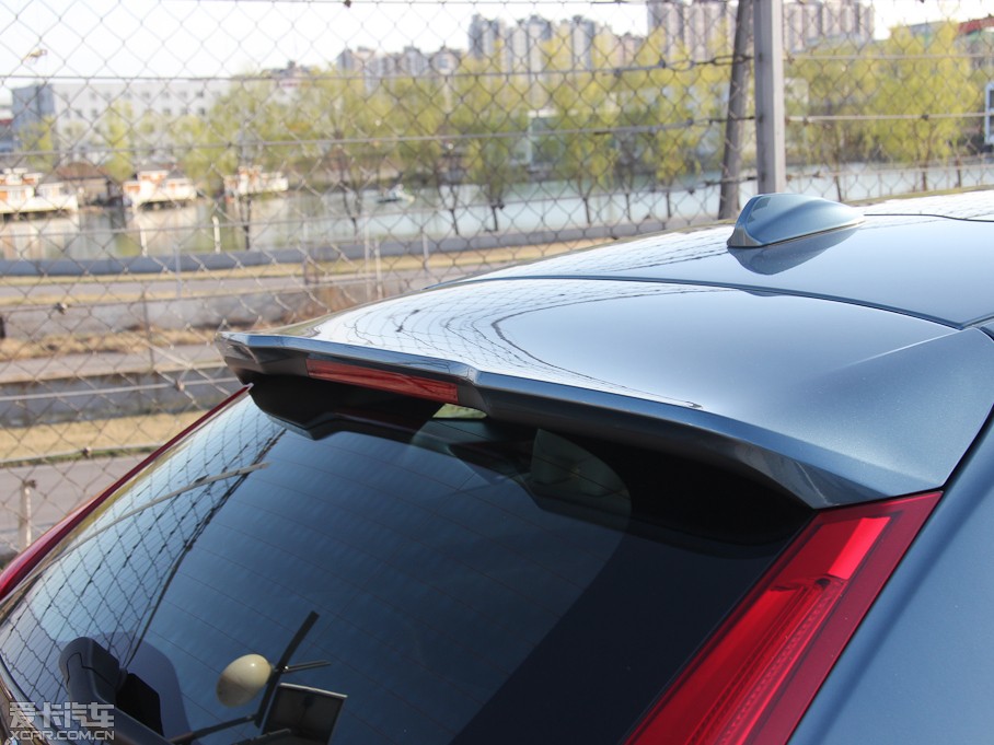 2013���֠���V40 2.0T ���Ű�