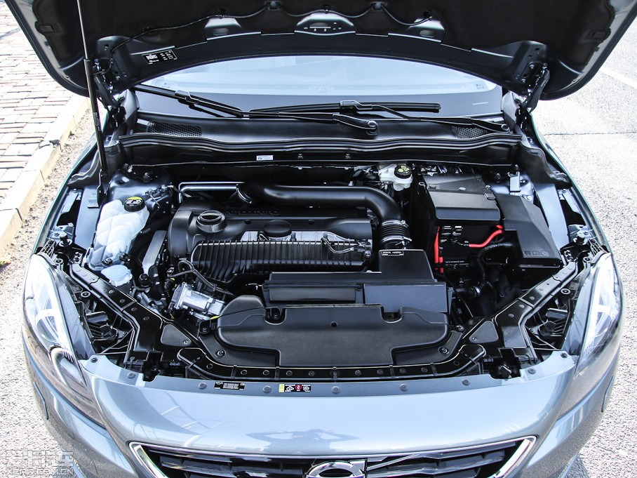 2013֠V40 2.0T Ű