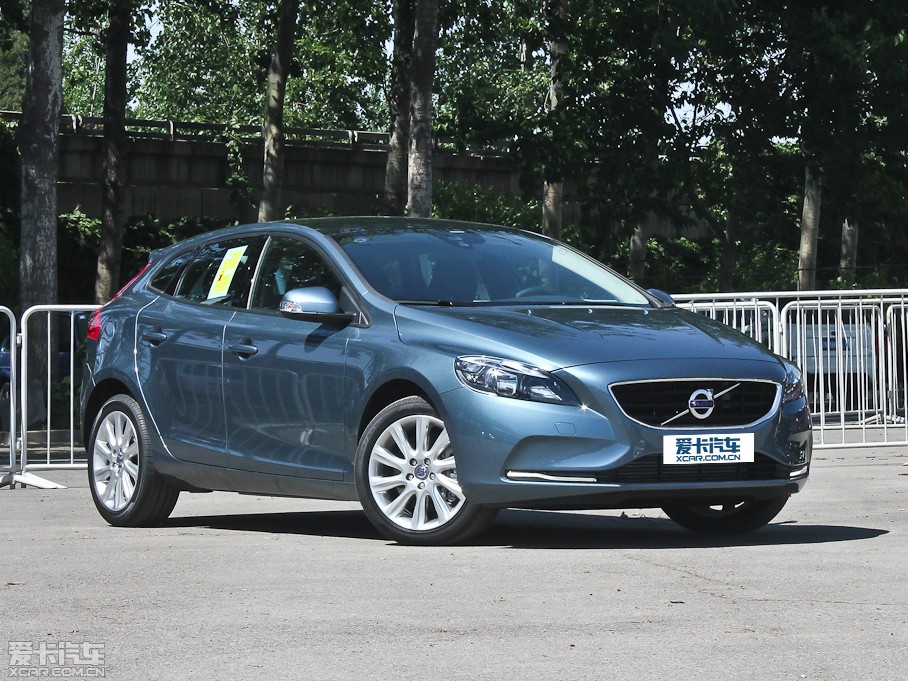 2013���֠���V40 2.0T ���ݰ�