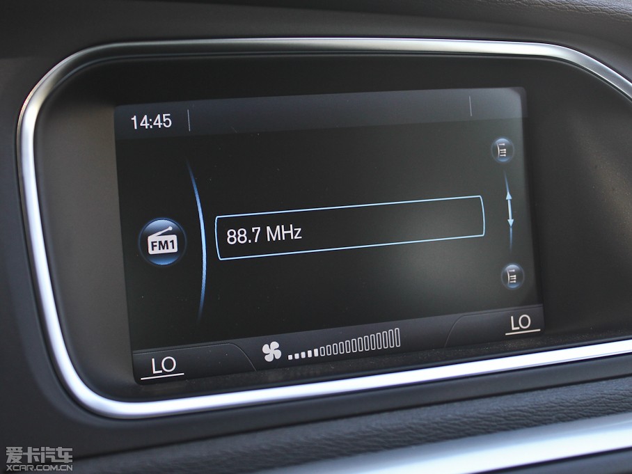 2013���֠���V40 2.0T ���ݰ�