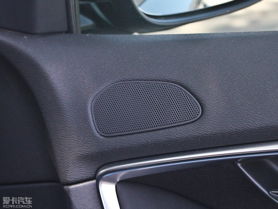 2013���֠���V40 2.0T ���ݰ�