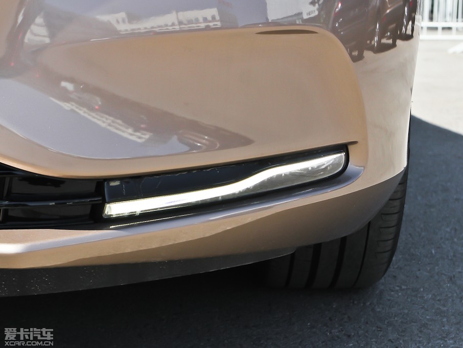 2013���֠���V40 2.0T ���ݰ�