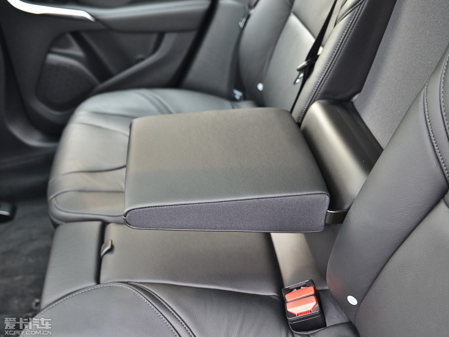 2014���֠���V40 2.0T ���Ű�