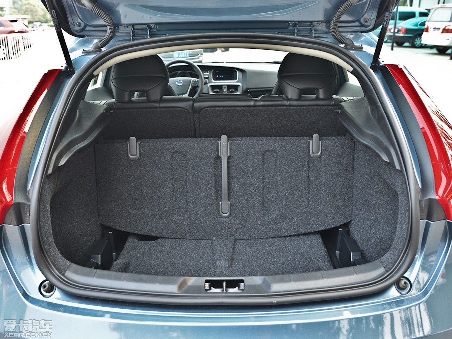 2014���֠���V40 2.0T ���Ű�