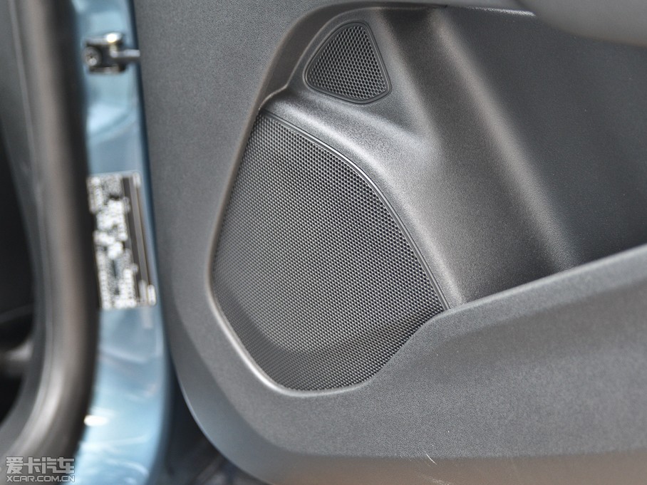 2014���֠���V40 2.0T ���Ű�