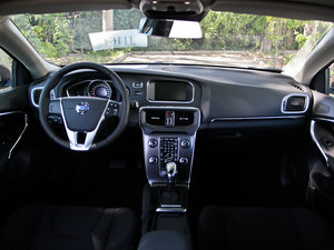 2013款2.0T 智逸版 中控区
